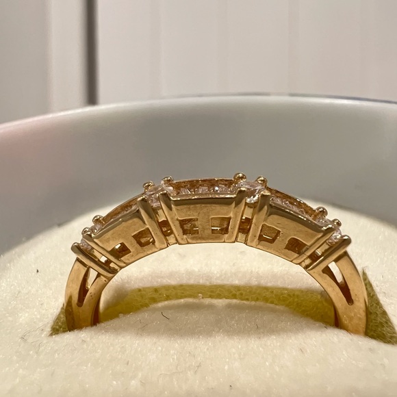 14k gold engagement ring - Picture 14 of 14